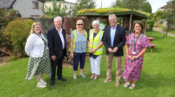 Rosemary Joyce, Eddie Sheehy, Nuala Kennedy, Mary Langton, John Briggs, Angela Sheehan in the Community Wellness Garden